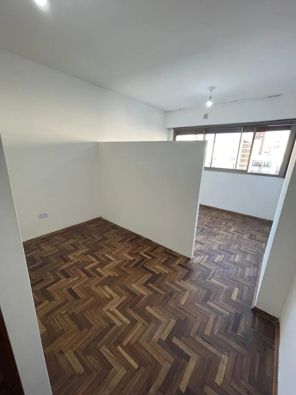 Alquiler Monoambiente, excelente ubicación, Alberdi!