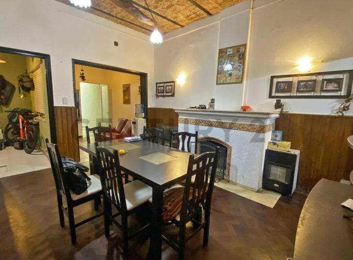 Casa · 94m² · 6 Ambientes