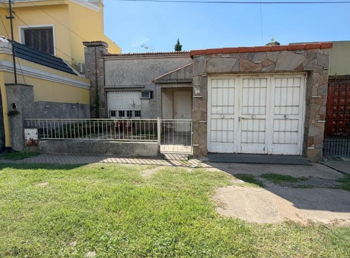 Casa · 141m² · 3 Ambientes · 1 Cochera