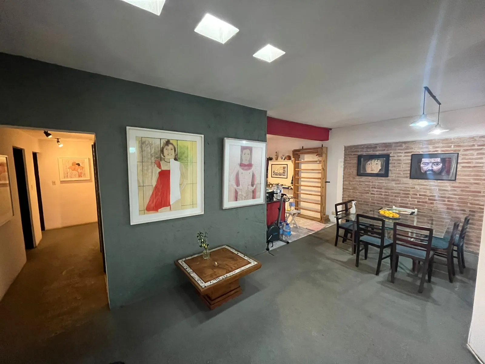Casa cuatro dormitorios barrio San Daniel