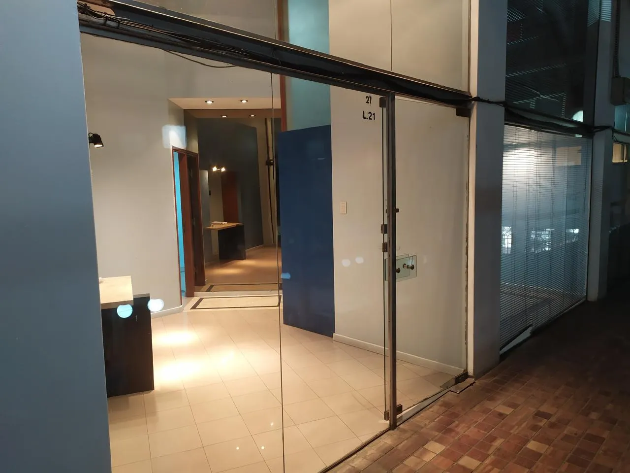 VENDO OFICINA CENTRO 85 MTS