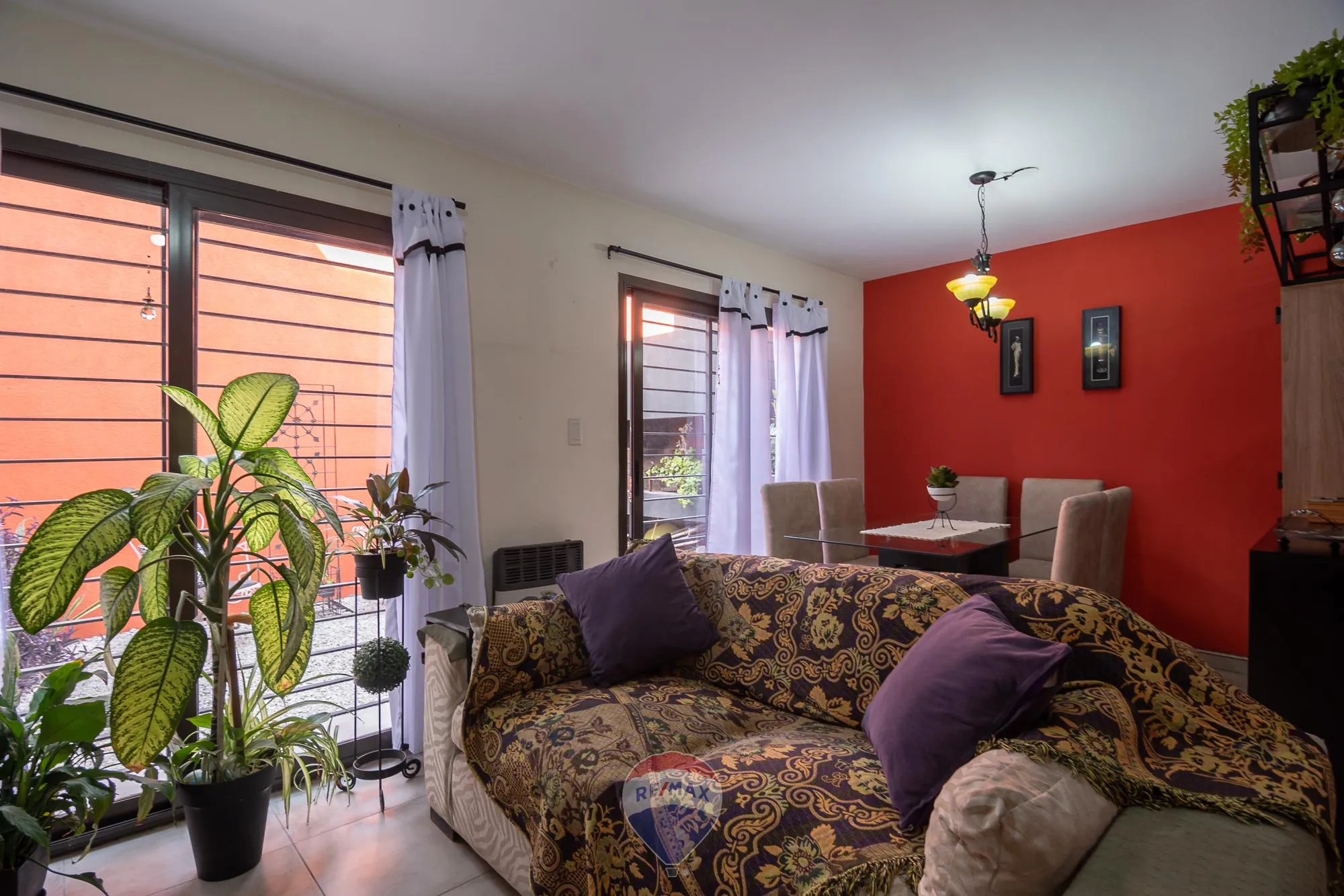 DUPLEX 3 DORM COCHERA Y PATIO OBRERO ALTO ALBERDI HOUSING