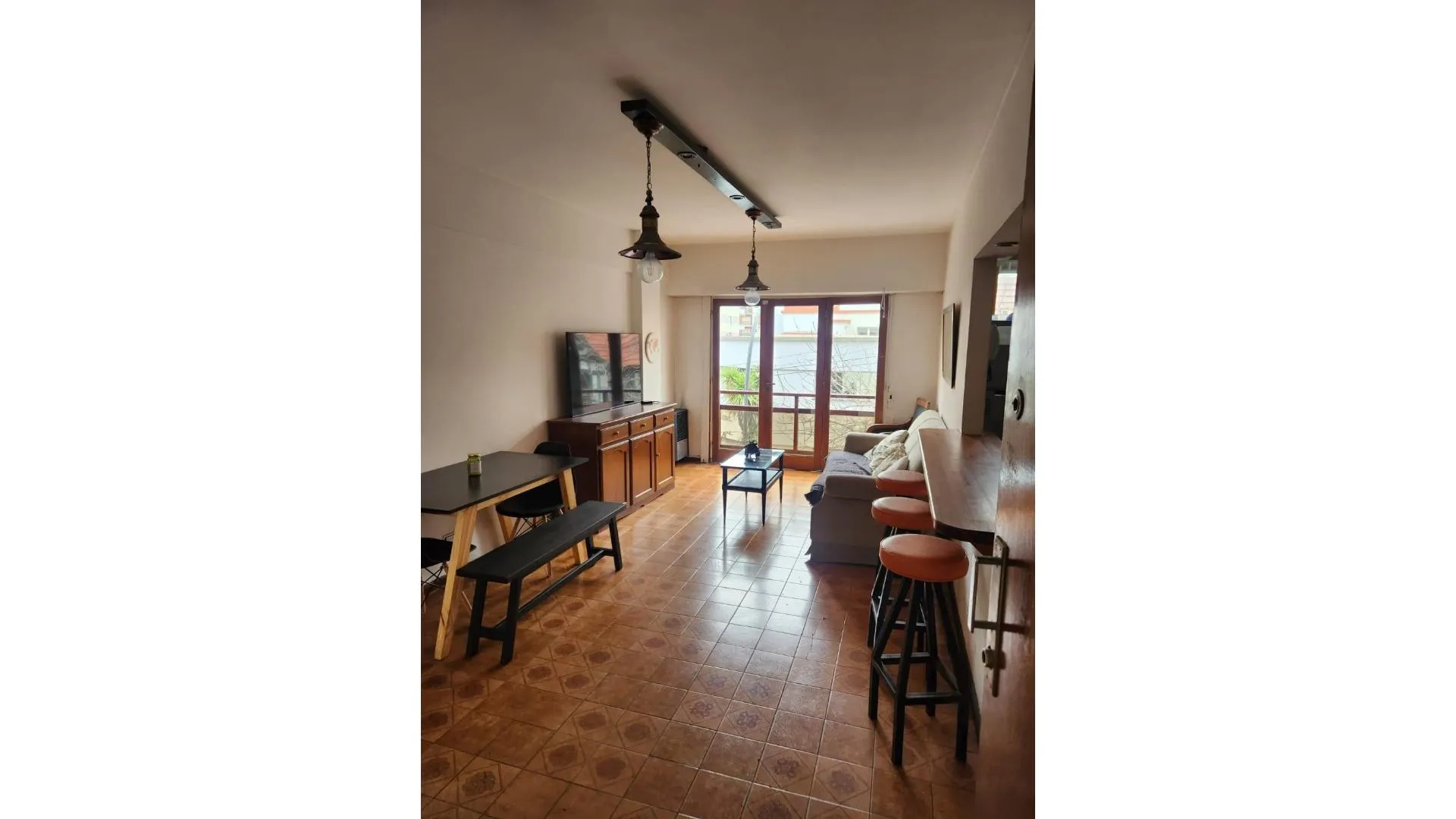 VENTA DEPAARTAMENTO 4 AMBIENTES, LA PERLA.