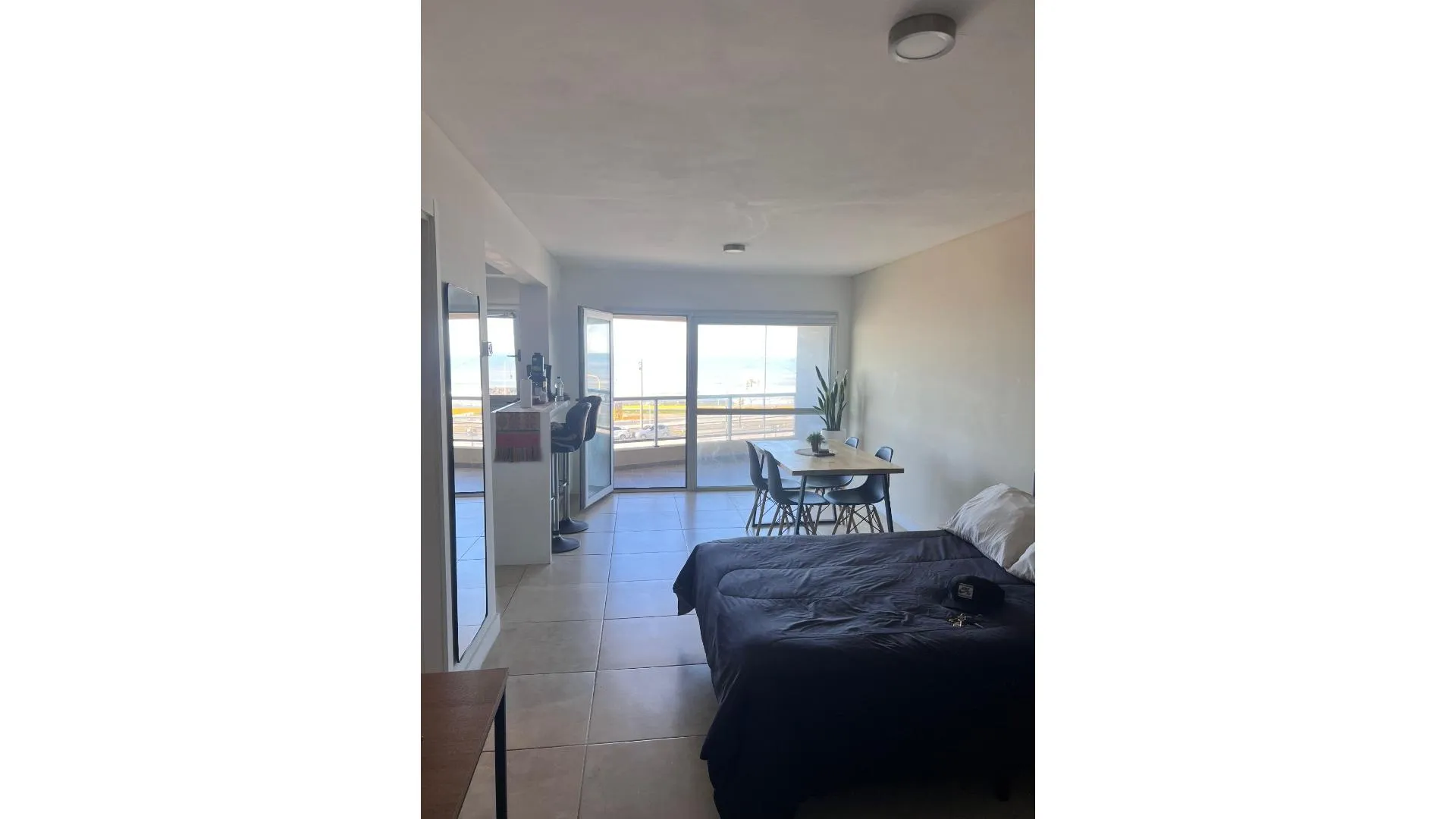 Venta Departamento un ambiente frente al mar