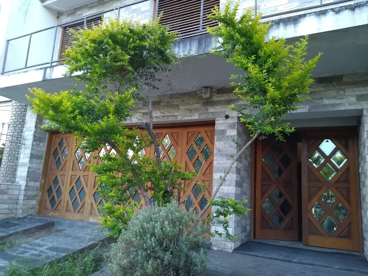 Casa En Venta En Barrio Urca