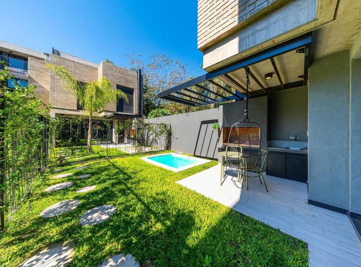Casa · 105m² · 5 Ambientes · 1 Cochera