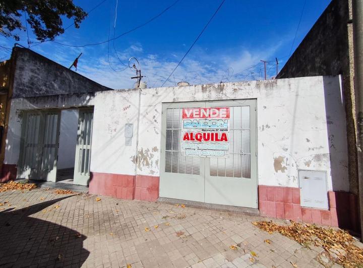 Casa · 98m² · 4 Ambientes · 2 Cocheras