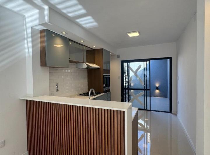 Casa · 200m² · 3 Ambientes