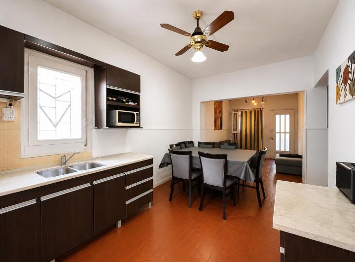 Casa · 128m² · 4 Ambientes · 1 Cochera