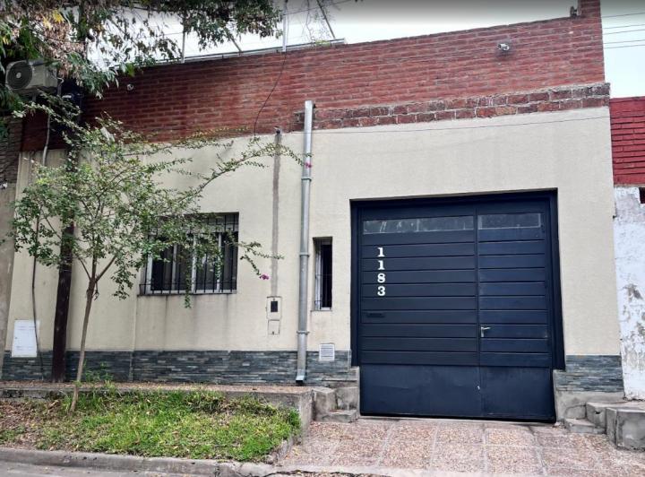 Casa · 110m² · 4 Ambientes · 1 Cochera
