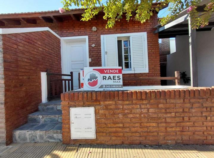 Casa · 80m² · 2 Ambientes · 1 Cochera