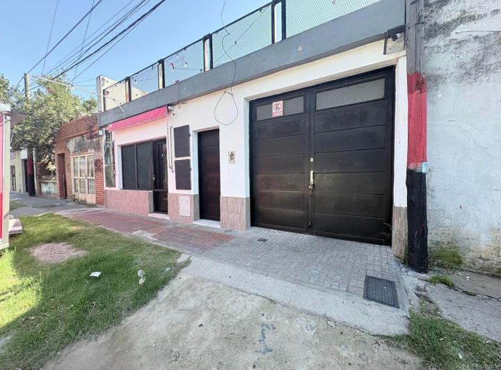 Casa · 104m² · 3 Dormitorios · 1 Cochera