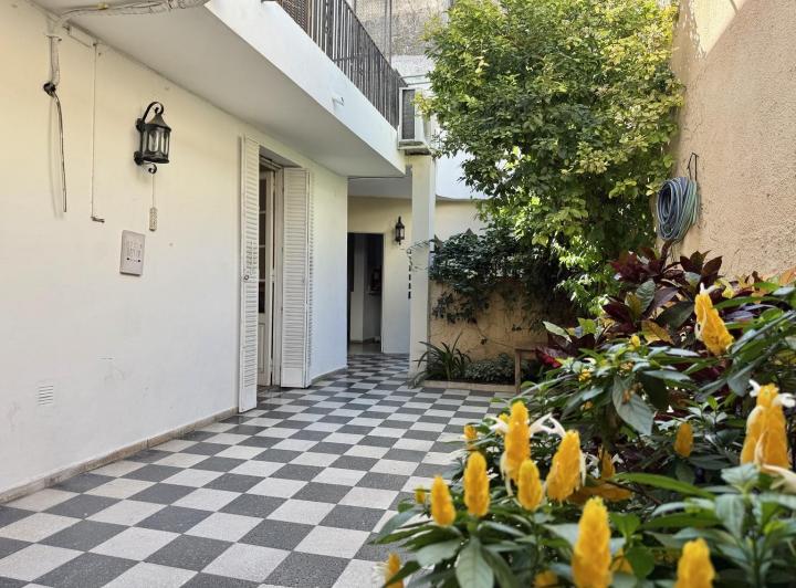Casa · 216m² · 11 Ambientes
