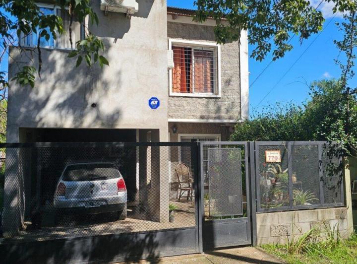 Casa · 113m² · 5 Ambientes · 1 Cochera