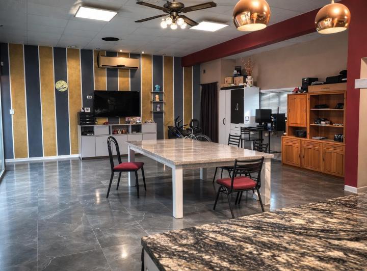 Casa · 205m² · 4 Dormitorios · 1 Cochera