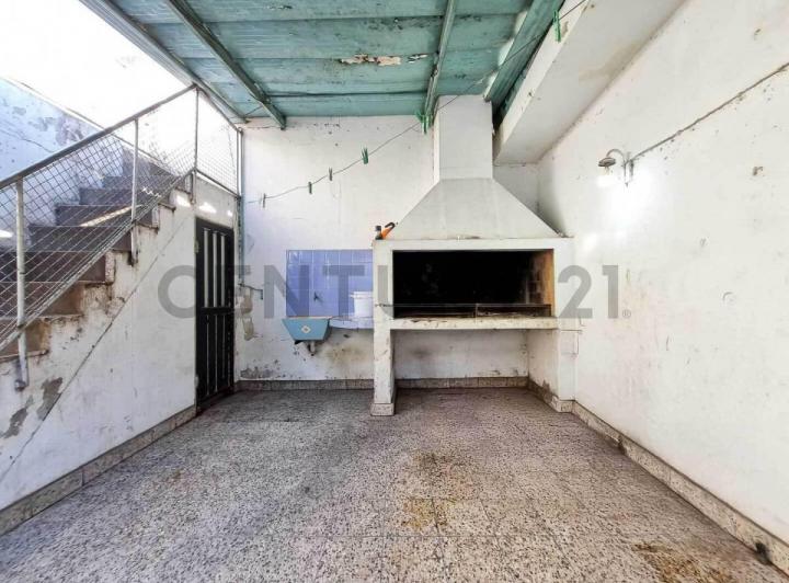 Casa · 185m² · 4 Ambientes · 1 Cochera