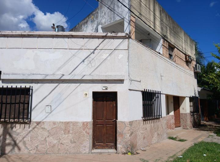 Casa · 187m² · 5 Ambientes · 1 Cochera