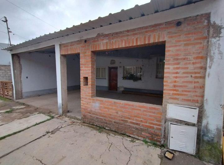 Casa · 100m² · 3 Ambientes · 1 Cochera
