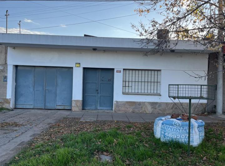 Casa · 97m² · 4 Ambientes · 1 Cochera