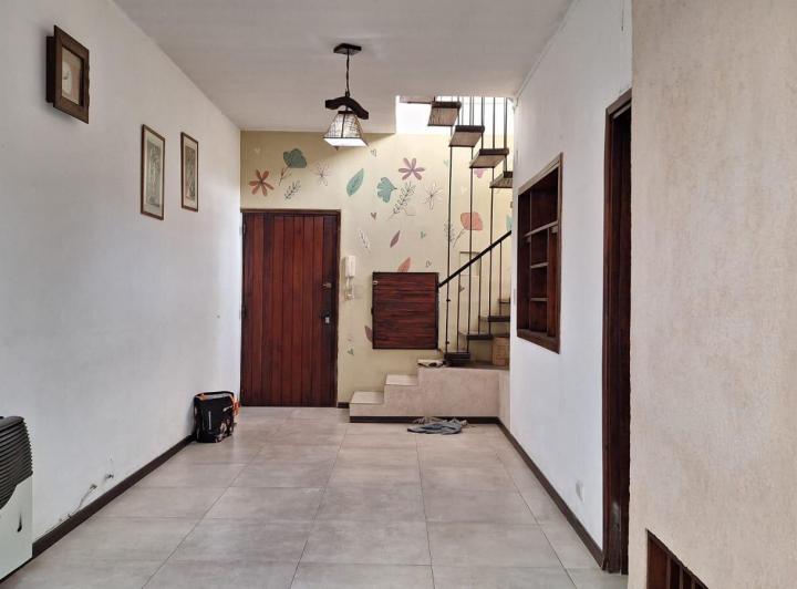 Casa · 110m² · 5 Ambientes