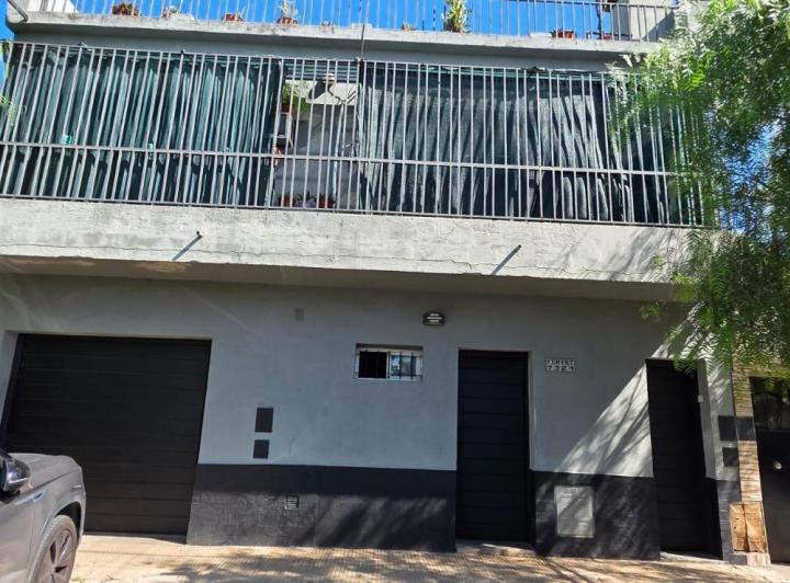 Casa · 186m² · 8 Ambientes