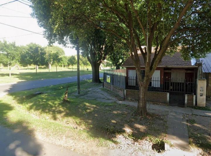 Casa · 200m² · 2 Dormitorios · 1 Cochera
