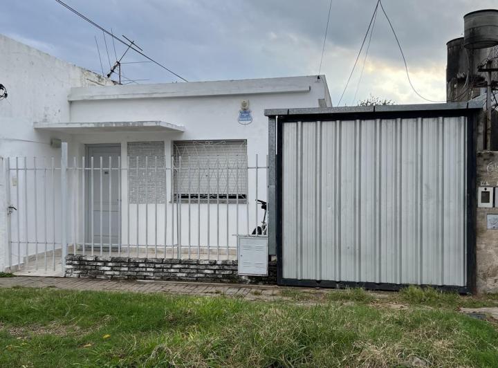 Casa · 107m² · 3 Ambientes · 1 Cochera
