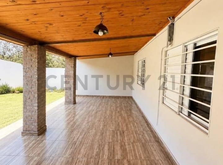 Casa · 161m² · 4 Ambientes · 3 Cocheras