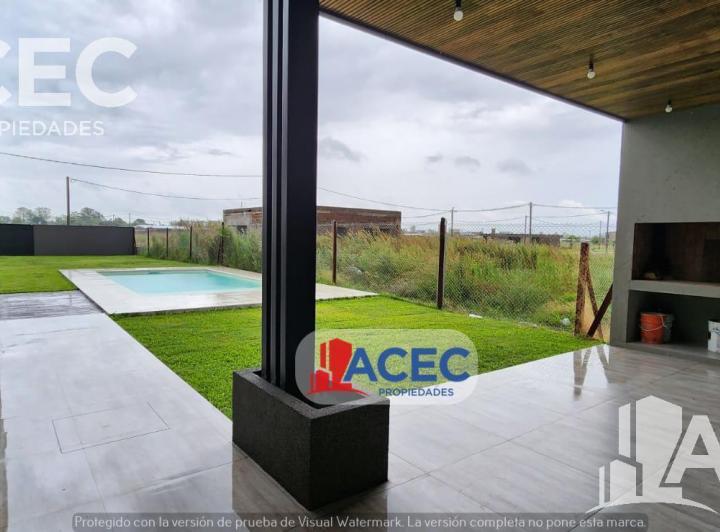 Casa · 102m² · 4 Ambientes · 1 Cochera