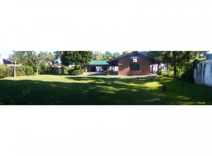 Casa · 200m² · 4 Ambientes