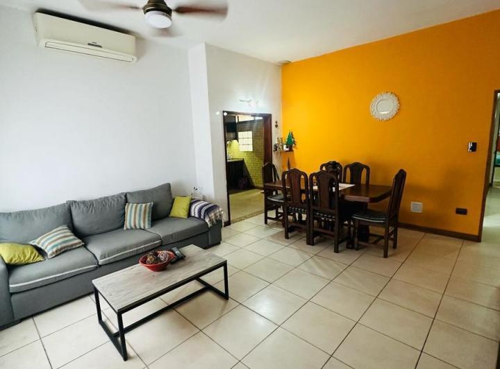 Casa · 89m² · 4 Ambientes · 1 Cochera