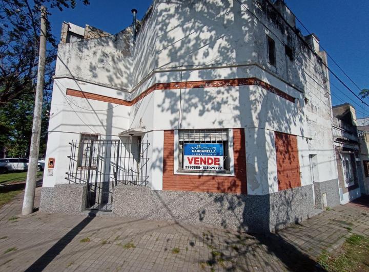Casa · 60m² · 7 Ambientes