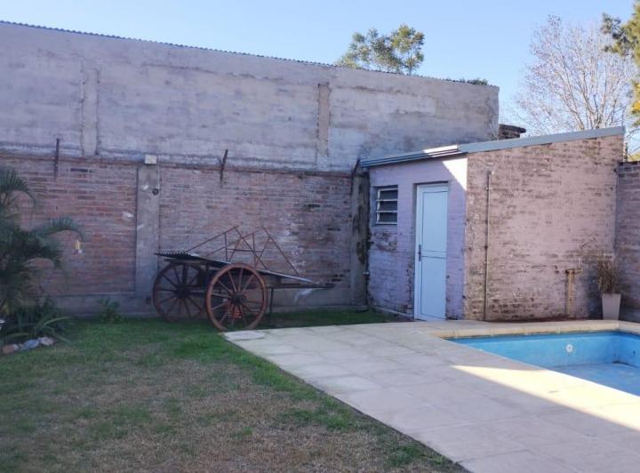 Casa · 122m² · 4 Ambientes · 2 Cocheras