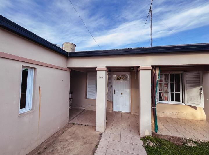 Casa · 128m² · 6 Ambientes · 1 Cochera