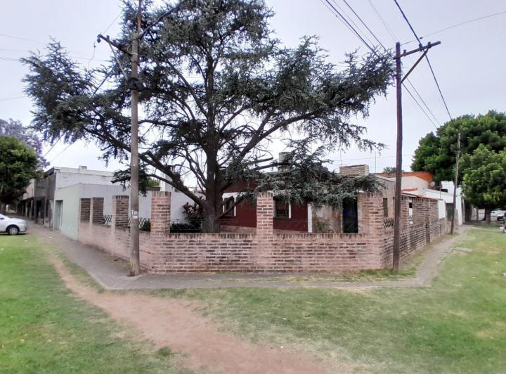 Casa · 137m² · 4 Ambientes · 1 Cochera