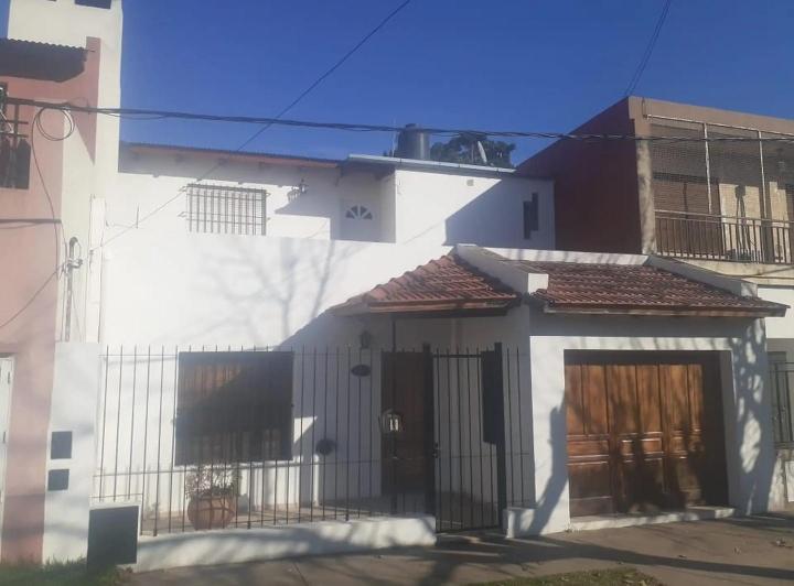 Casa · 151m² · 5 Ambientes · 1 Cochera
