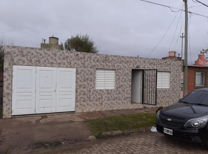 Casa · 140m² · 4 Ambientes · 1 Cochera