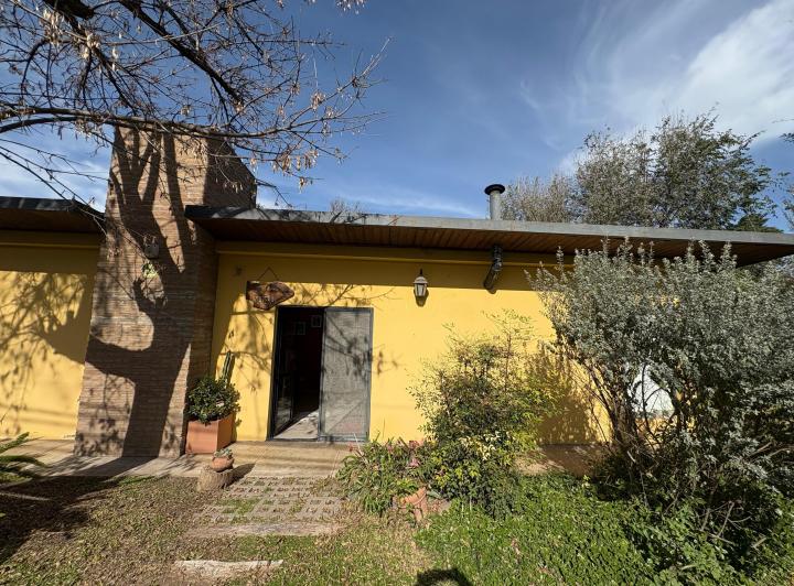 Casa · 60m² · 2 Ambientes · 1 Cochera