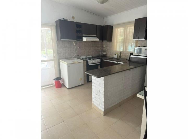 Casa · 51m² · 4 Ambientes · 4 Cocheras