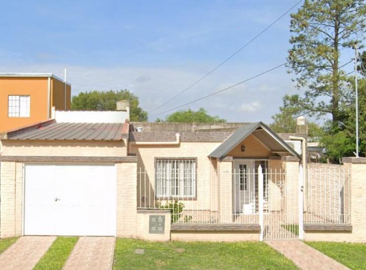 Casa · 132m² · 6 Ambientes · 1 Cochera