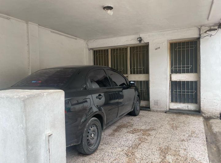Casa · 127m² · 6 Ambientes · 1 Cochera