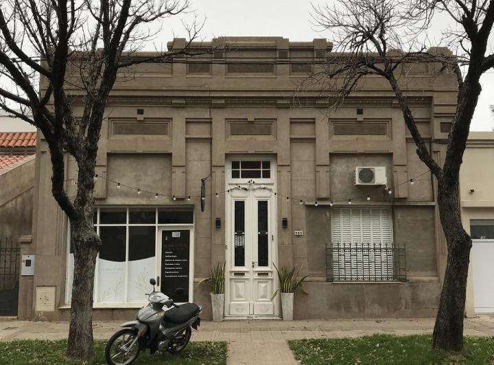 Casa · 198m² · 7 Ambientes · 1 Cochera