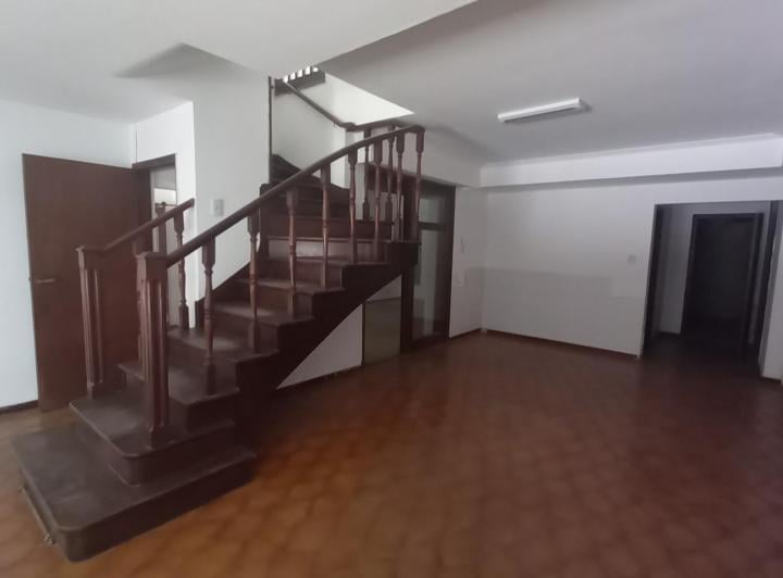 Casa · 268m² · 4 Ambientes · 1 Cochera