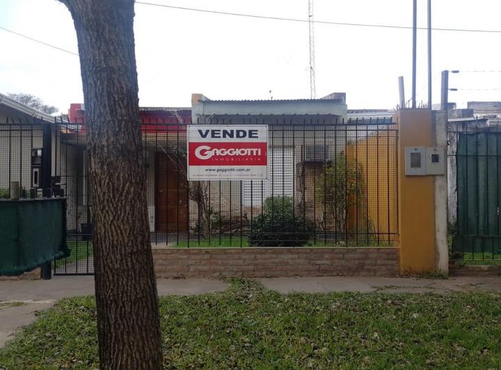 Casa · 137m² · 4 Ambientes · 1 Cochera
