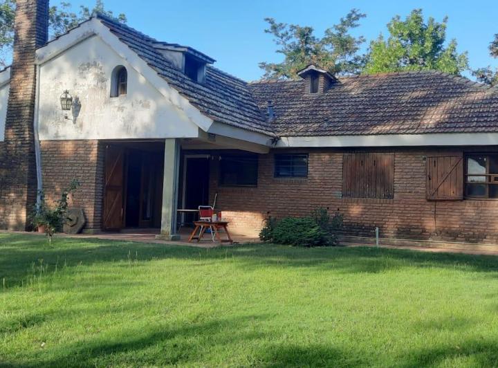 Casa · 90m² · 4 Ambientes · 1 Cochera