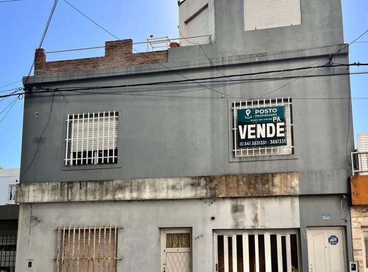 Casa · 174m² · 6 Dormitorios · 1 Cochera