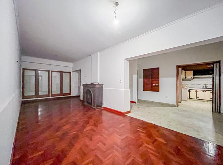 Casa · 163m² · 4 Dormitorios · 1 Cochera