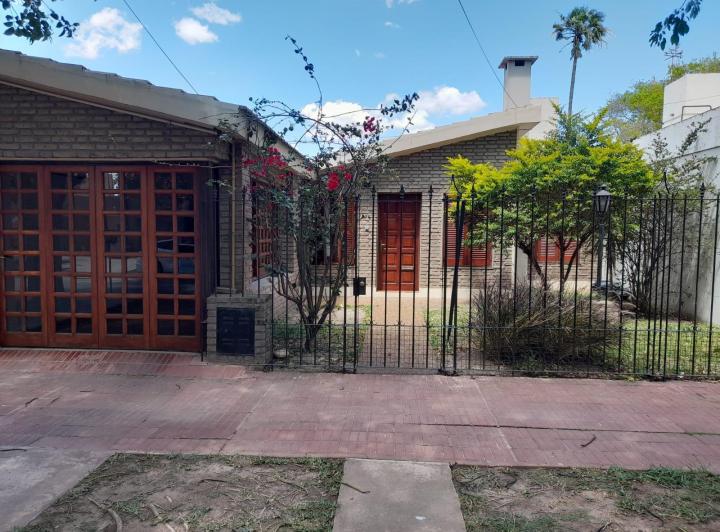 Casa · 137m² · 3 Dormitorios · 1 Cochera