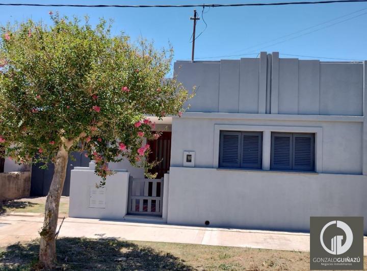 Casa · 82m² · 4 Ambientes · 1 Cochera