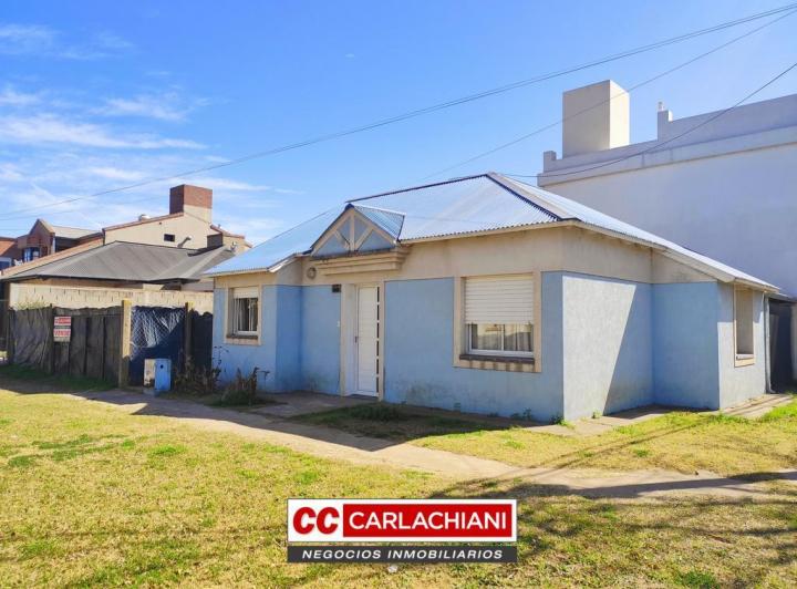 Casa · 60m² · 2 Dormitorios · 1 Cochera